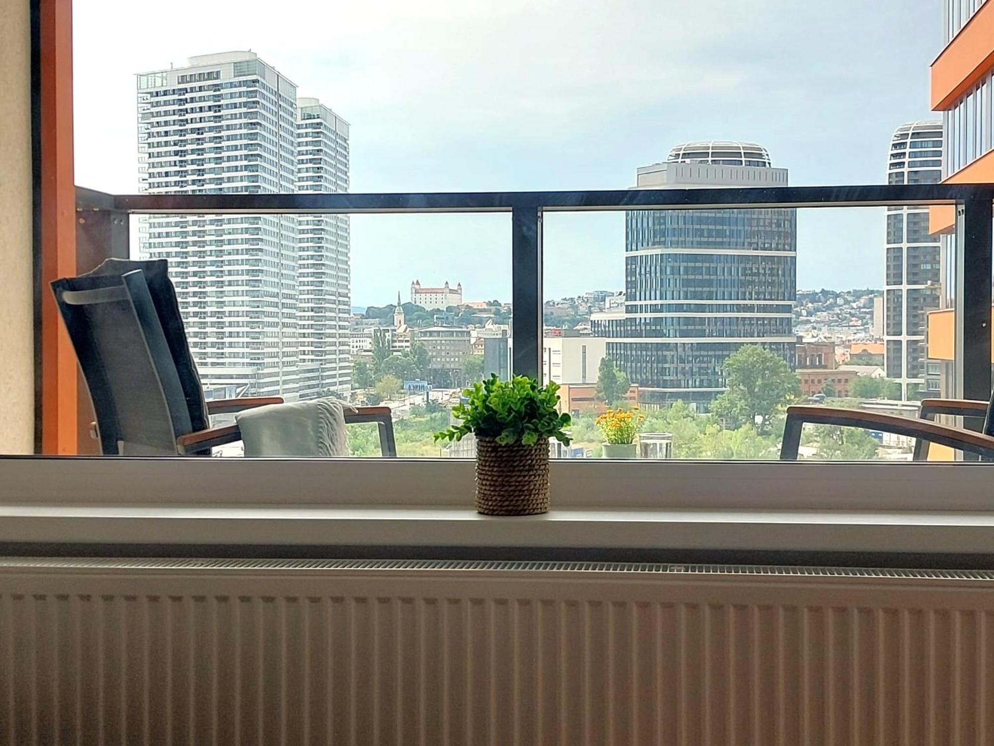 Apartmán Luxury Castle View Free Garage Bratislava
